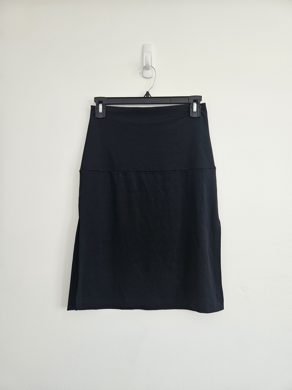 Kosiuko Black Skirt Size Medium
